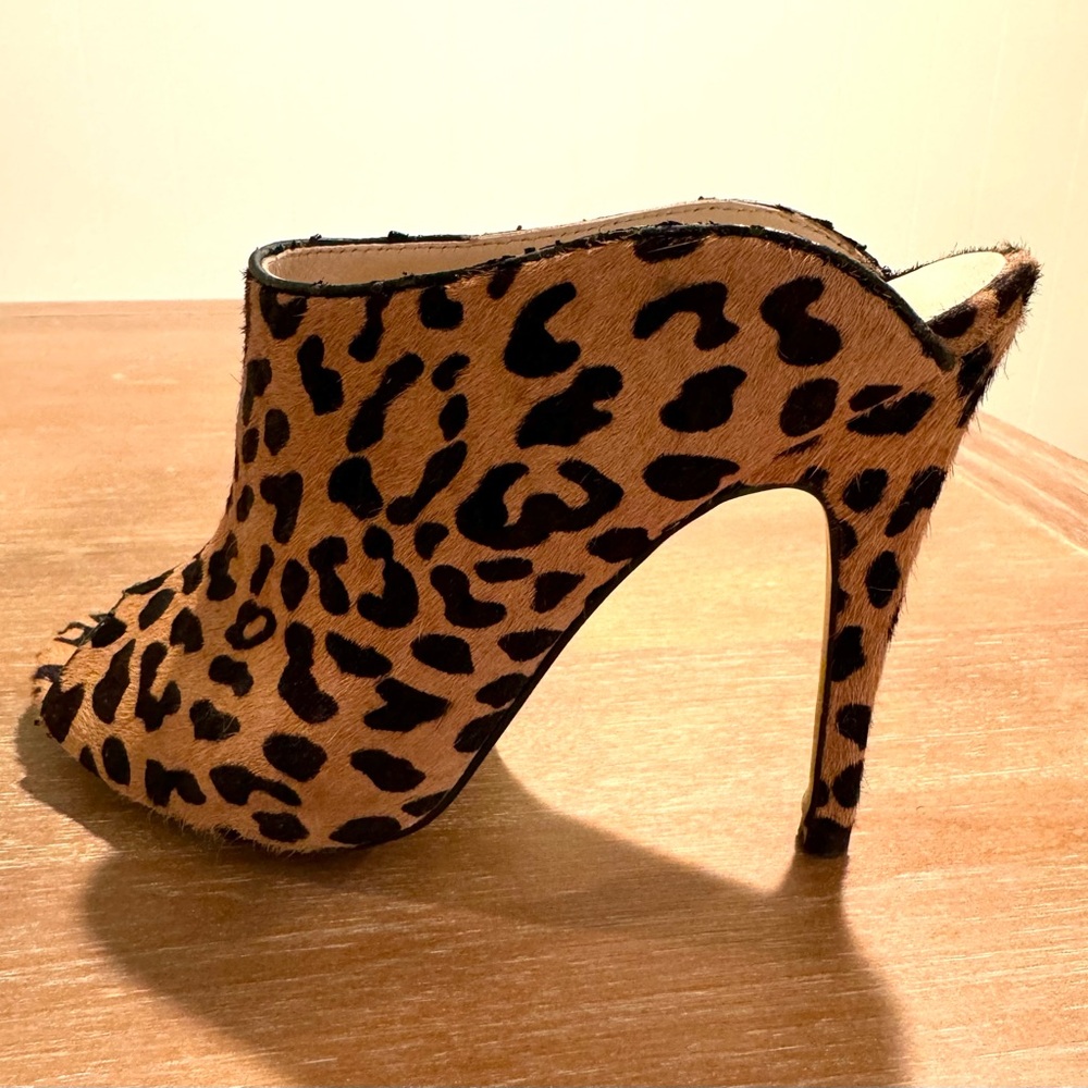 Kristin Cavalleri for Chinese Laundry Leopard Heels